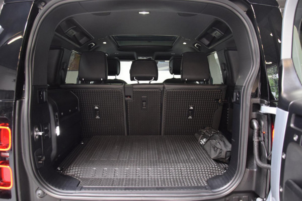 Land Rover Defender 110 2.0 P400e 110 X-Dynamic HSE|Panoramadak|BTW|Org.NL|Gr.Scherm|ACC|