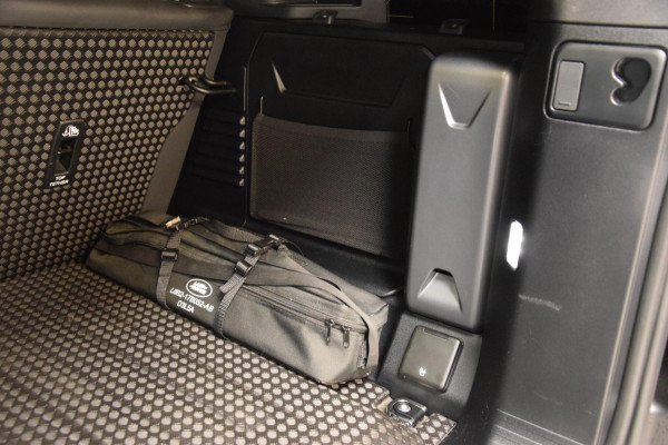Land Rover Defender 110 2.0 P400e 110 X-Dynamic HSE|Panoramadak|BTW|Org.NL|Gr.Scherm|ACC|