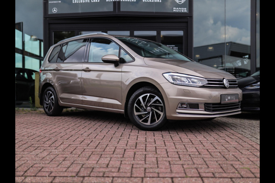 Volkswagen Touran 1.5 TSI Highline Business R 7p | Stoelverw. | Camera | ACC | Carplay