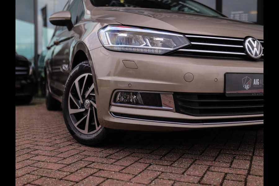 Volkswagen Touran 1.5 TSI Highline Business R 7p | Stoelverw. | Camera | ACC | Carplay