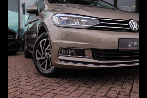 Volkswagen Touran 1.5 TSI Highline Business R 7p | Stoelverw. | Camera | ACC | Carplay