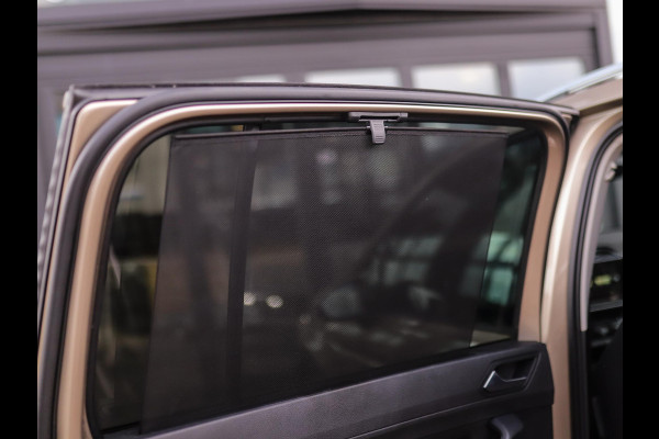 Volkswagen Touran 1.5 TSI Highline Business R 7p | Stoelverw. | Camera | ACC | Carplay