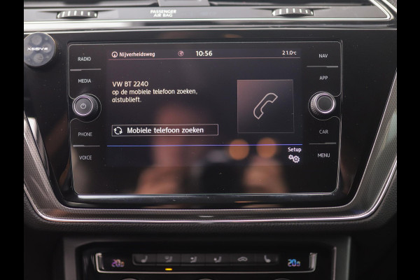 Volkswagen Touran 1.5 TSI Highline Business R 7p | Stoelverw. | Camera | ACC | Carplay