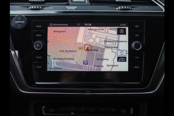 Volkswagen Touran 1.5 TSI Highline Business R 7p | Stoelverw. | Camera | ACC | Carplay