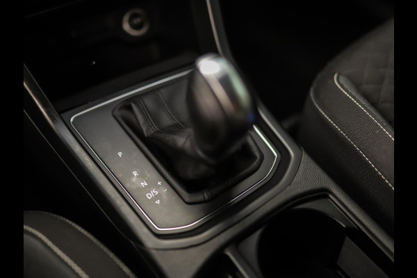 Volkswagen Touran 1.5 TSI Highline Business R 7p | Stoelverw. | Camera | ACC | Carplay