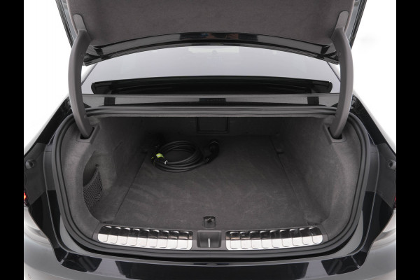 NIO eT7 100 kWh (huur accu) [ 3-Fase ] *PANO | HEAD-UP | FULL-LEATHER | FULL-LED | ADAPTIVE-CRUISE | MEMORY-PACK | KEYLESS | COMFORT-SEATS | AIR-SUSPENSION | 20''ALU | TOWBAR*