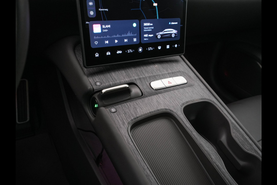 NIO eT7 100 kWh (huur accu) [ 3-Fase ] *PANO | HEAD-UP | FULL-LEATHER | FULL-LED | ADAPTIVE-CRUISE | MEMORY-PACK | KEYLESS | COMFORT-SEATS | AIR-SUSPENSION | 20''ALU | TOWBAR*