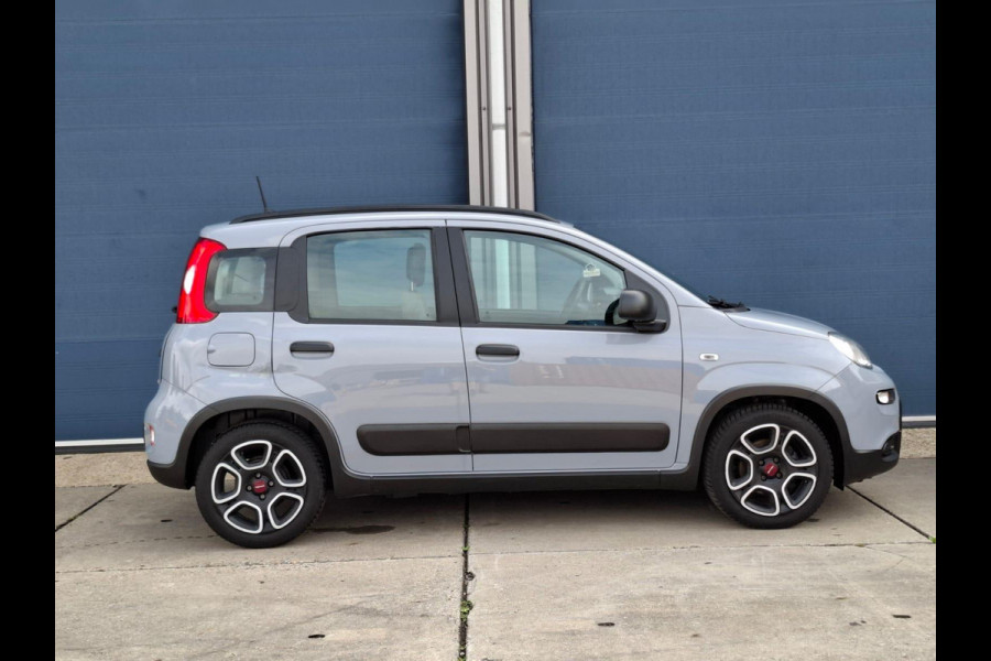Fiat Panda 1.0 Hybrid City Life AIRCO / CRUISE CONTROLE / N.A.P / BENZINE