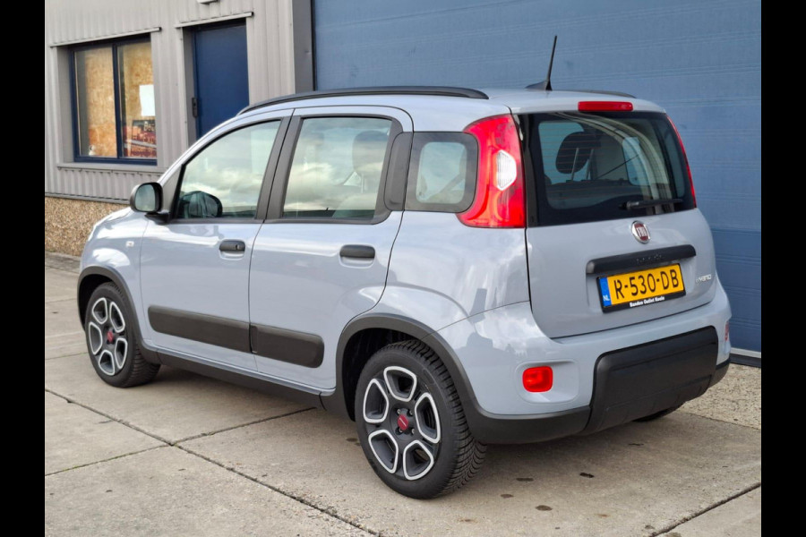 Fiat Panda 1.0 Hybrid City Life AIRCO / CRUISE CONTROLE / N.A.P / BENZINE
