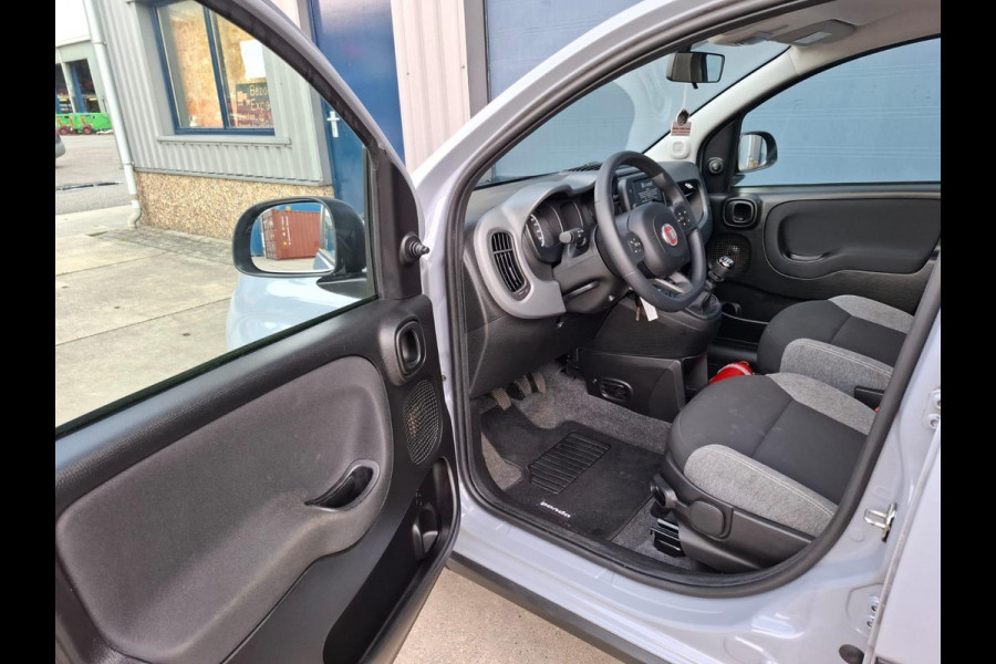 Fiat Panda 1.0 Hybrid City Life AIRCO / CRUISE CONTROLE / N.A.P / BENZINE