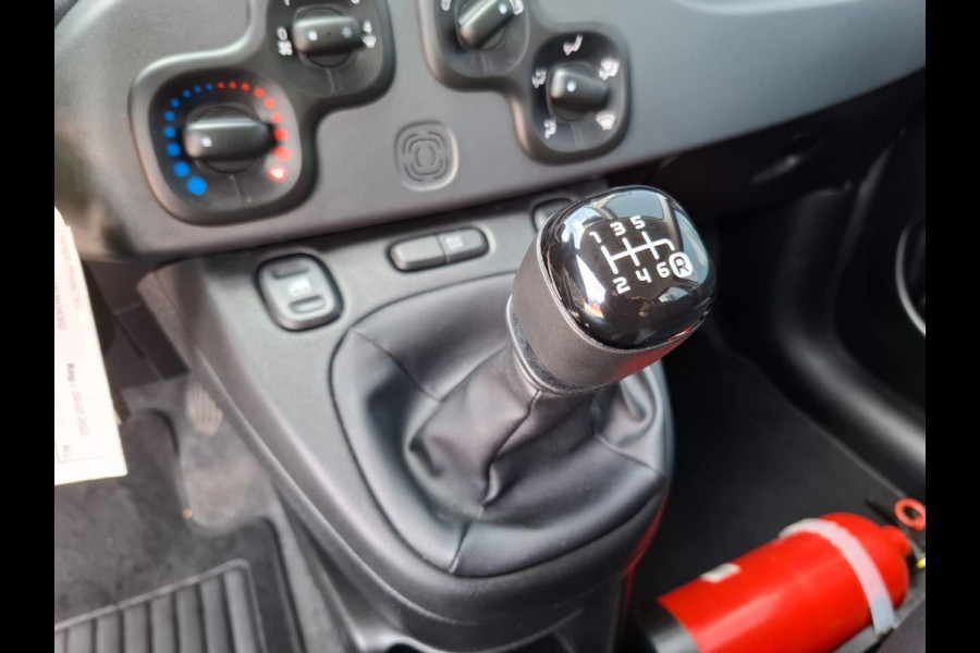 Fiat Panda 1.0 Hybrid City Life AIRCO / CRUISE CONTROLE / N.A.P / BENZINE