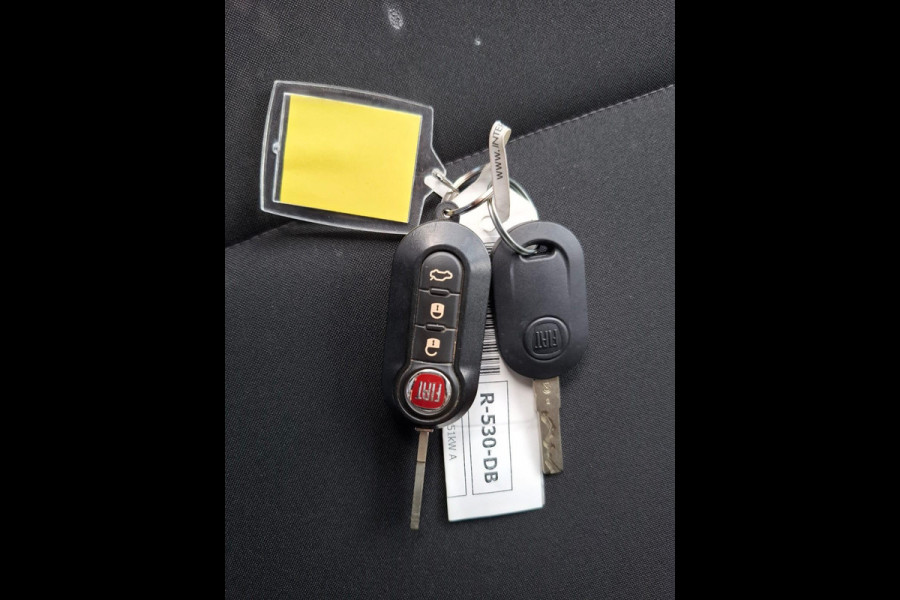 Fiat Panda 1.0 Hybrid City Life AIRCO / CRUISE CONTROLE / N.A.P / BENZINE