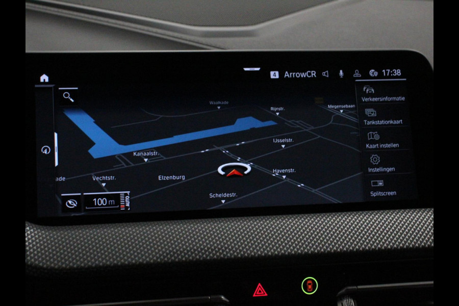 BMW 1-serie 118i Automaat Sportline Business Edition Climate control Navigatie Cruise control LED Parkeersensor achter Apple Carplay/ Android Auto