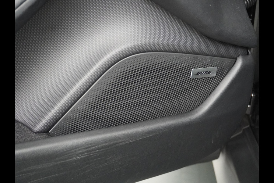 Porsche Taycan Sport Turismo 83 kWh DEALER ONDERHOUDEN | SPORTCHRONO | 14WEGS COMFORSTOELEN