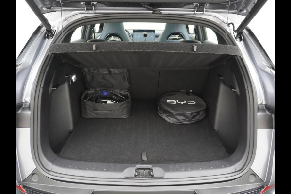 BYD ATTO 3 Design COMPLETE AUTO | RIJKLAAR INCL. FABR. GARANTIE T/M 2029 | AANDRIJFLIJN EN ACCU ZELFS T/M 2031