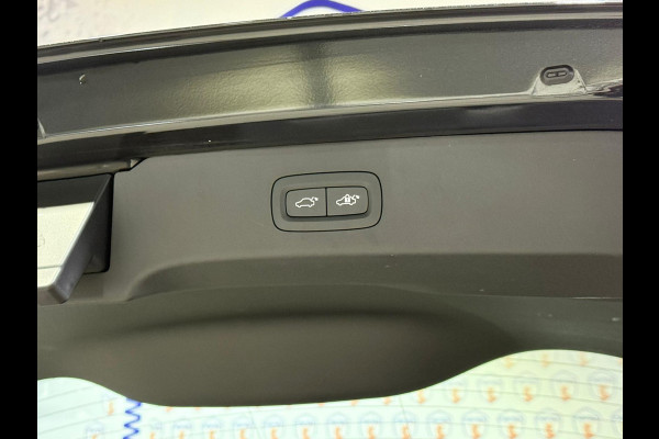 Lynk & Co 01 1.5 PANO/CAMERA/AUTO-PILOT/MEMORY/APPLE-CARPLAY