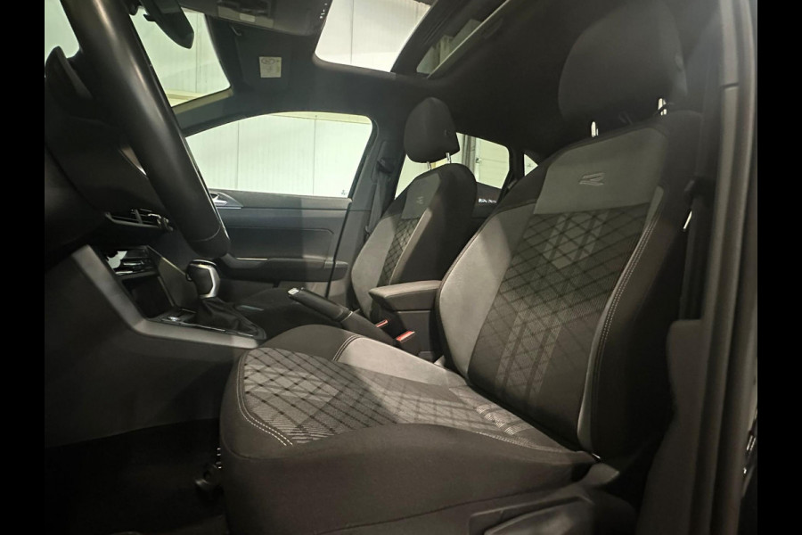 Volkswagen Taigo 1.5 TSI | 3x R-Line | PANO | IQ LIGHTS | BLACK EDITION
