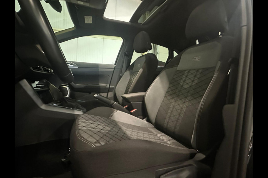 Volkswagen Taigo 1.5 TSI | 3x R-Line | PANO | IQ LIGHTS | BLACK EDITION