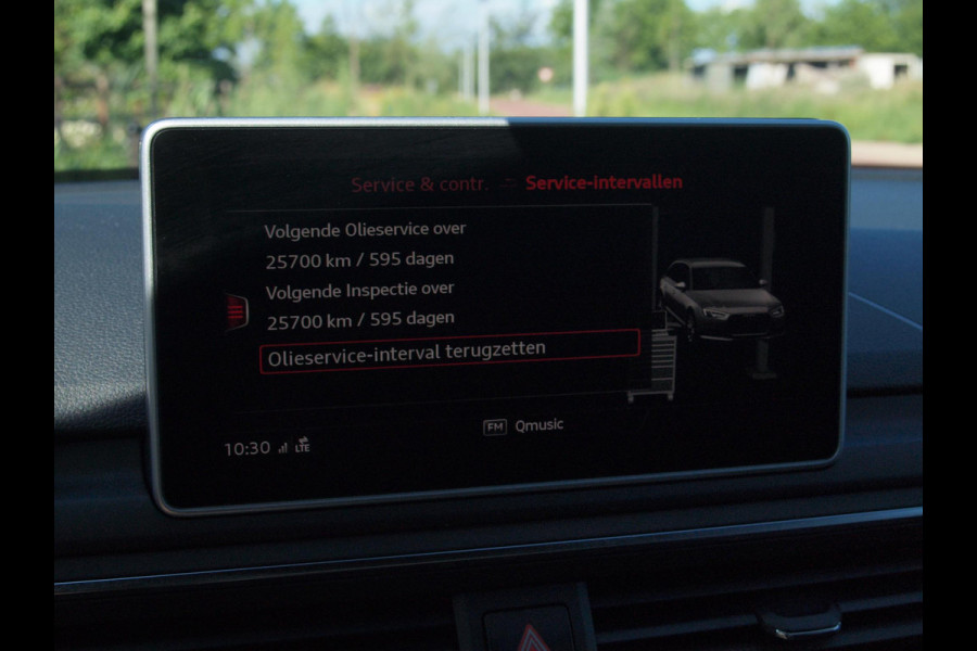 Audi A4 Avant 1.4 TFSI Sport S line black edition | Camera | Sfeerverlichting | Cruise Control | Automaat |
