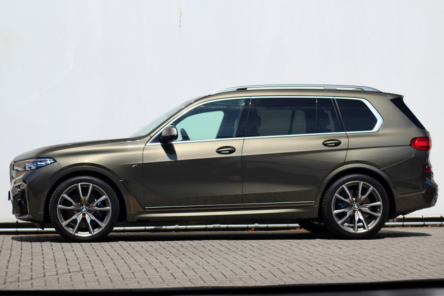 BMW X7 M50i High Executive Sky Lounge | M-sport | Bowers en Wilkins