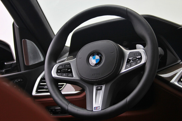 BMW X7 M50i High Executive Sky Lounge | M-sport | Bowers en Wilkins