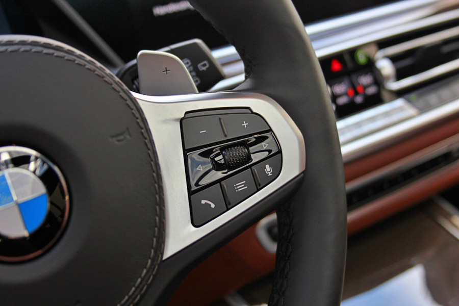BMW X7 M50i High Executive Sky Lounge | M-sport | Bowers en Wilkins