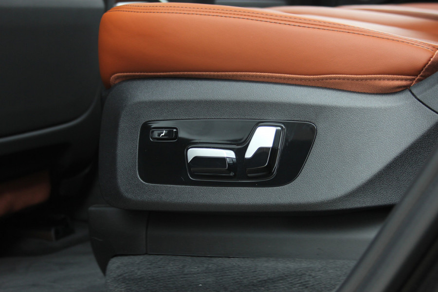 BMW X7 M50i High Executive Sky Lounge | M-sport | Bowers en Wilkins