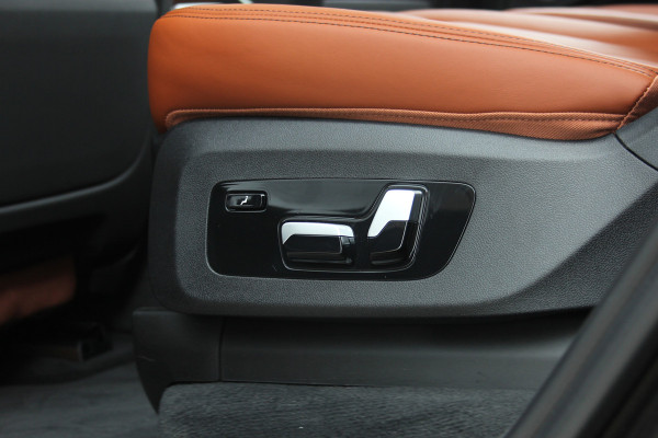 BMW X7 M50i High Executive Sky Lounge | M-sport | Bowers en Wilkins