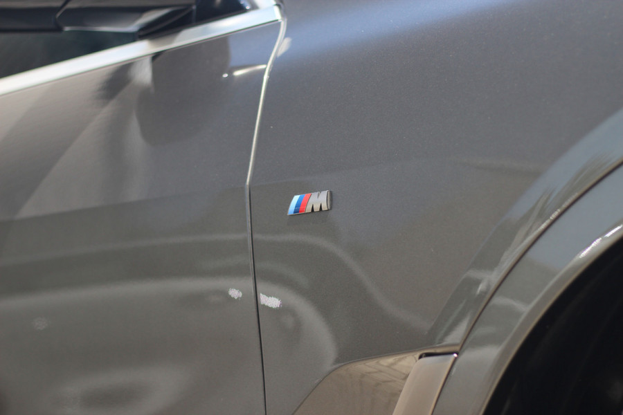 BMW X7 M50i High Executive Sky Lounge | M-sport | Bowers en Wilkins