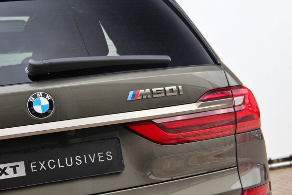 BMW X7 M50i High Executive Sky Lounge | M-sport | Bowers en Wilkins