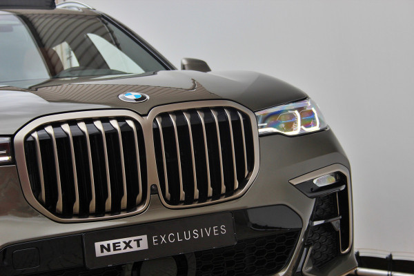 BMW X7 M50i High Executive Sky Lounge | M-sport | Bowers en Wilkins