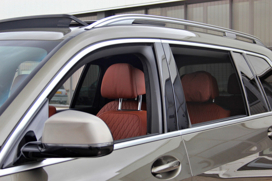 BMW X7 M50i High Executive Sky Lounge | M-sport | Bowers en Wilkins