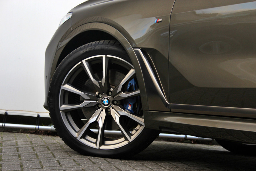 BMW X7 M50i High Executive Sky Lounge | M-sport | Bowers en Wilkins