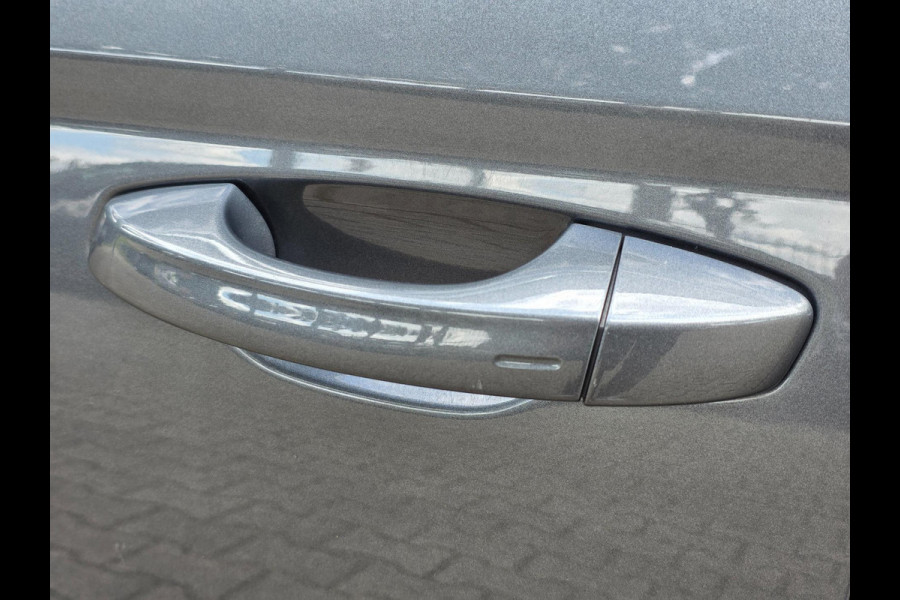 Seat Leon 1.4 EcoTSI Xcellence / CARPLAY / KEYLESS / SFEERVERL. / P.SENSOR V+A / CRUISE / ALL-SEASON / ISOFIX / RESERVEB. / 6-BAK!