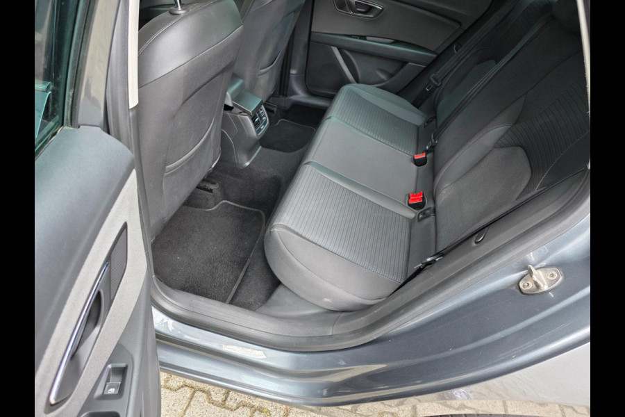 Seat Leon 1.4 EcoTSI Xcellence / CARPLAY / KEYLESS / SFEERVERL. / P.SENSOR V+A / CRUISE / ALL-SEASON / ISOFIX / RESERVEB. / 6-BAK!