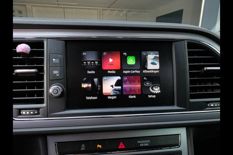 Seat Leon 1.4 EcoTSI Xcellence / CARPLAY / KEYLESS / SFEERVERL. / P.SENSOR V+A / CRUISE / ALL-SEASON / ISOFIX / RESERVEB. / 6-BAK!