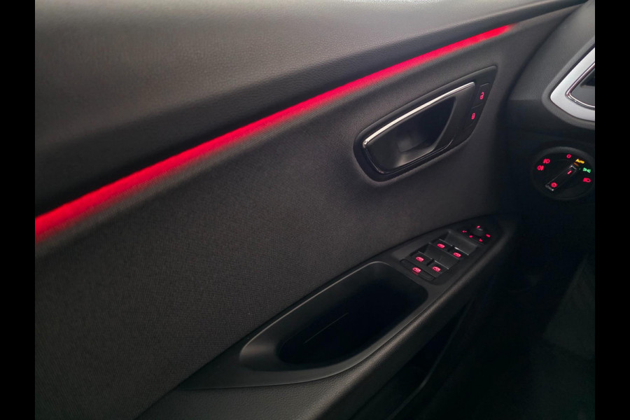 Seat Leon 1.4 EcoTSI Xcellence / CARPLAY / KEYLESS / SFEERVERL. / P.SENSOR V+A / CRUISE / ALL-SEASON / ISOFIX / RESERVEB. / 6-BAK!