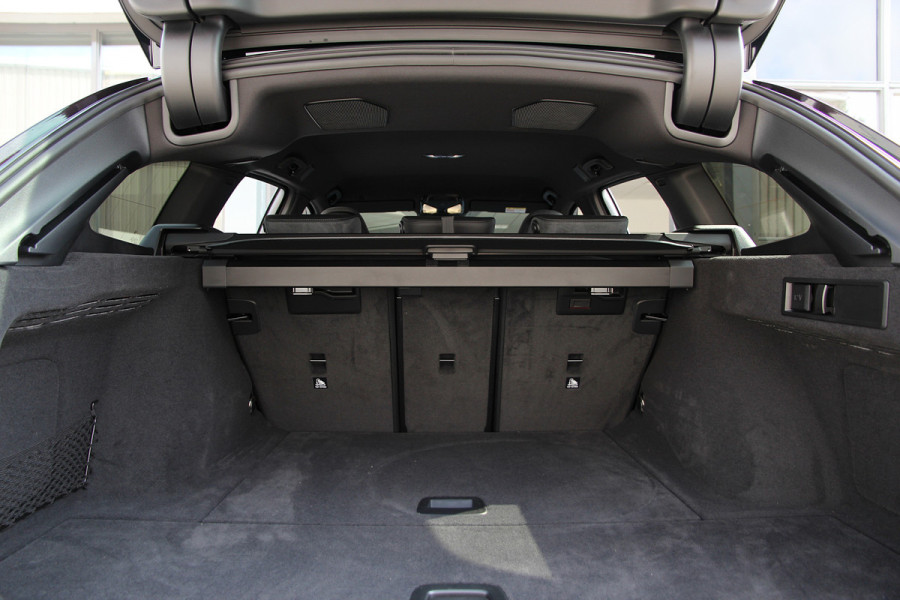 BMW 3 Serie Touring M3 xDrive Competition | Individual | Carbon | M-Driver Package | BTW