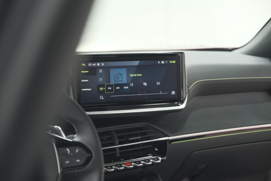 Peugeot 2008 PureTech 130 EAT8 GT | 360 Camera | Adaptieve Cruise Control | Dodehoekdetectie | Apple Carplay