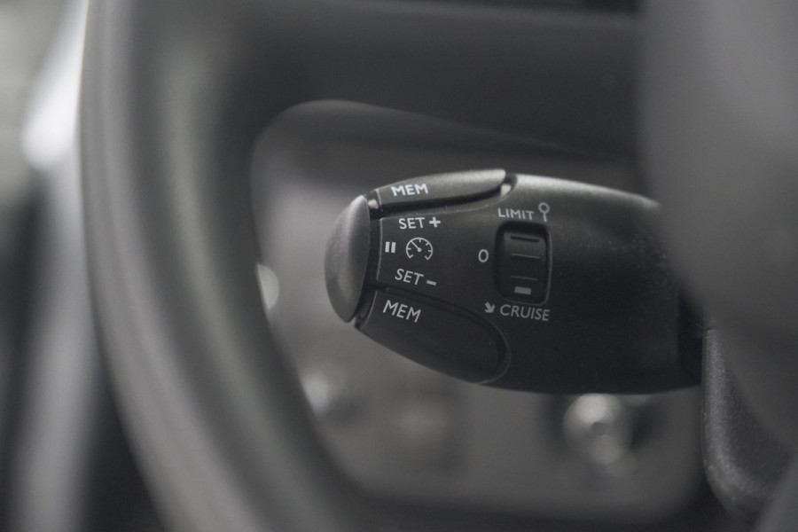 Citroën C3 PureTech 110 EAT6 Max | Apple Carplay | Parkeersensoren | Climate Control | 16 Inch Lichtmetalen Velgen