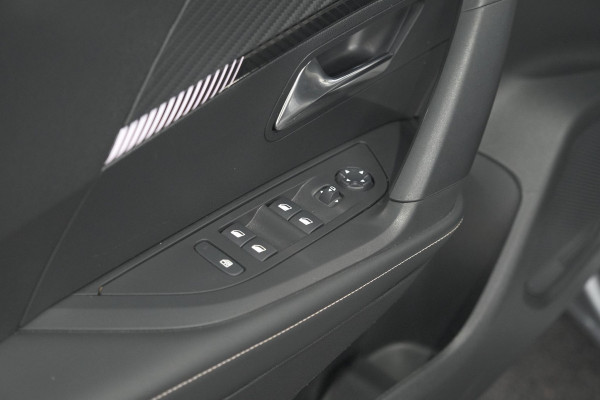 Peugeot 2008 Hybrid 136 e-DSC6 Allure | 360 Camera | Adaptieve Cruise Control | Dodehoekdetectie | Navigatie