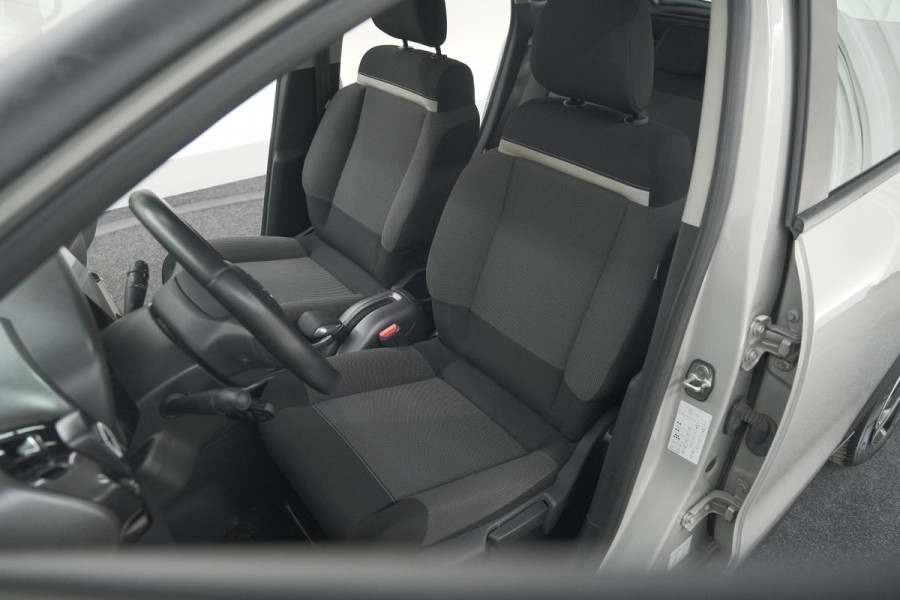 Citroën C3 Aircross PureTech 110 S&S Feel | Trekhaak | Parkeersensoren | Apple Carplay | Navigatie