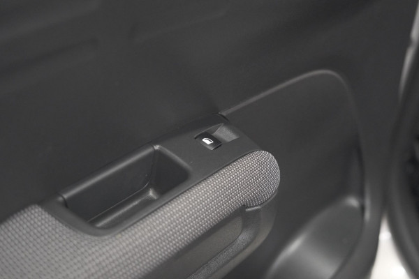 Citroën C3 Aircross PureTech 110 S&S Feel | Trekhaak | Parkeersensoren | Apple Carplay | Navigatie