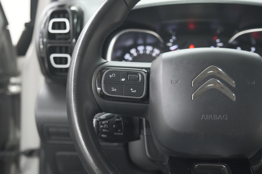 Citroën C3 Aircross PureTech 110 S&S Feel | Trekhaak | Parkeersensoren | Apple Carplay | Navigatie