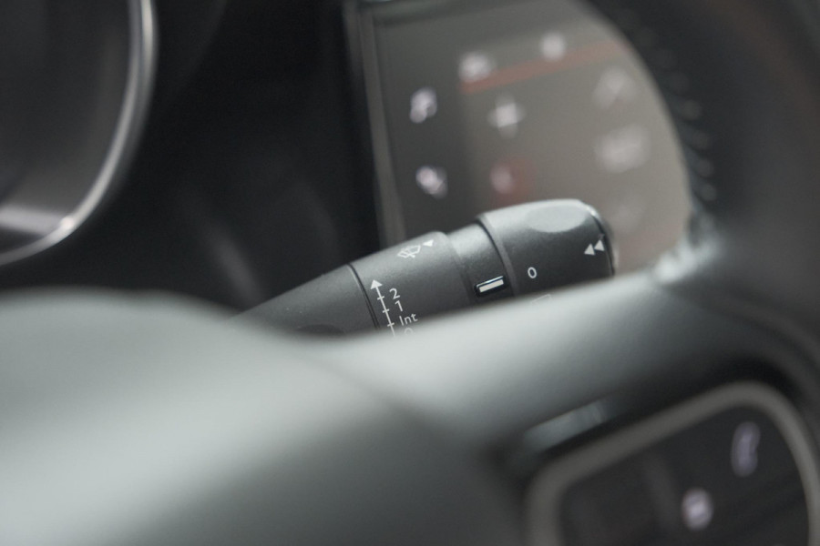 Citroën C3 Aircross PureTech 110 S&S Feel | Trekhaak | Parkeersensoren | Apple Carplay | Navigatie