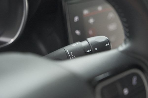 Citroën C3 Aircross PureTech 110 S&S Feel | Trekhaak | Parkeersensoren | Apple Carplay | Navigatie