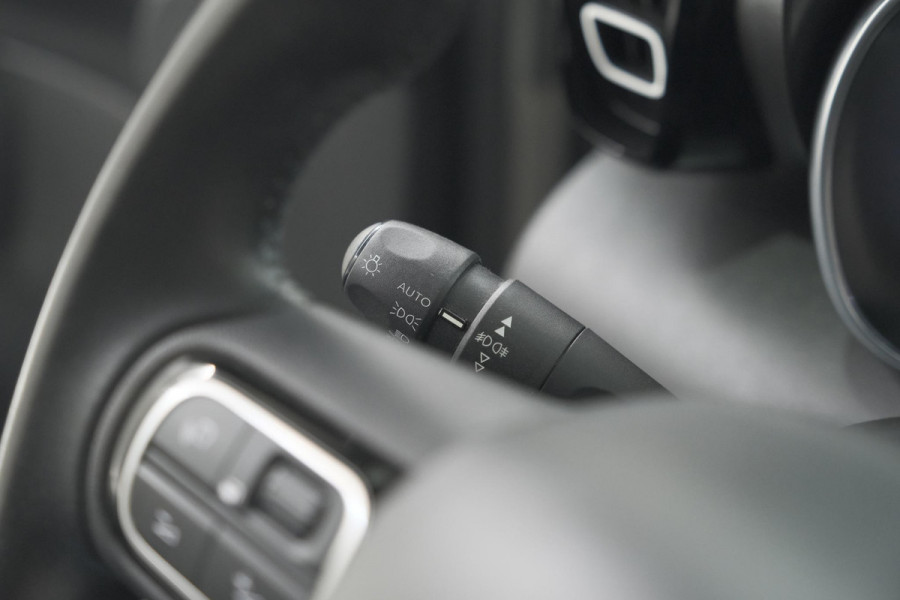 Citroën C3 Aircross PureTech 110 S&S Feel | Trekhaak | Parkeersensoren | Apple Carplay | Navigatie