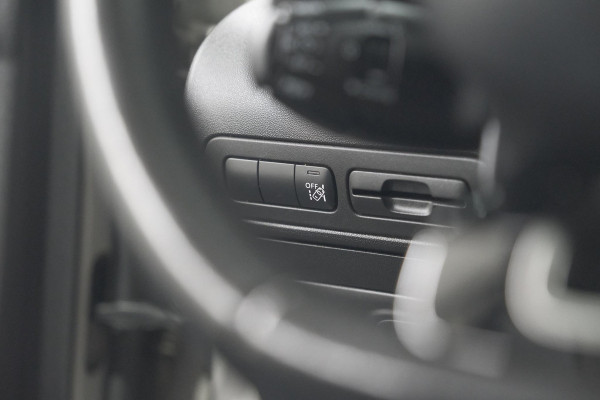 Citroën C3 Aircross PureTech 110 S&S Feel | Trekhaak | Parkeersensoren | Apple Carplay | Navigatie
