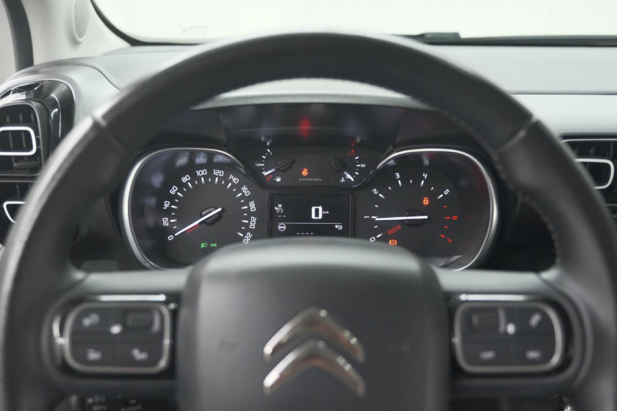 Citroën C3 Aircross PureTech 110 S&S Feel | Trekhaak | Parkeersensoren | Apple Carplay | Navigatie