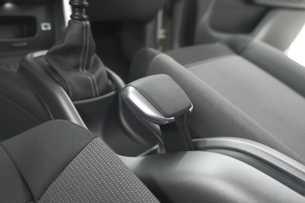 Citroën C3 Aircross PureTech 110 S&S Feel | Trekhaak | Parkeersensoren | Apple Carplay | Navigatie